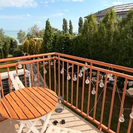 Appartement Karolina Beachfront 2 Min To Festival